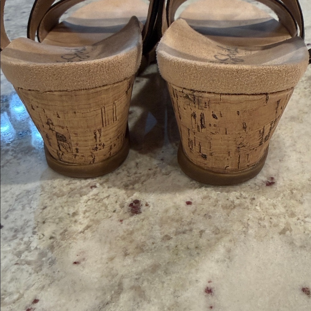 Life Stride Sincere Wedge Sandal - Picture 7 of 11